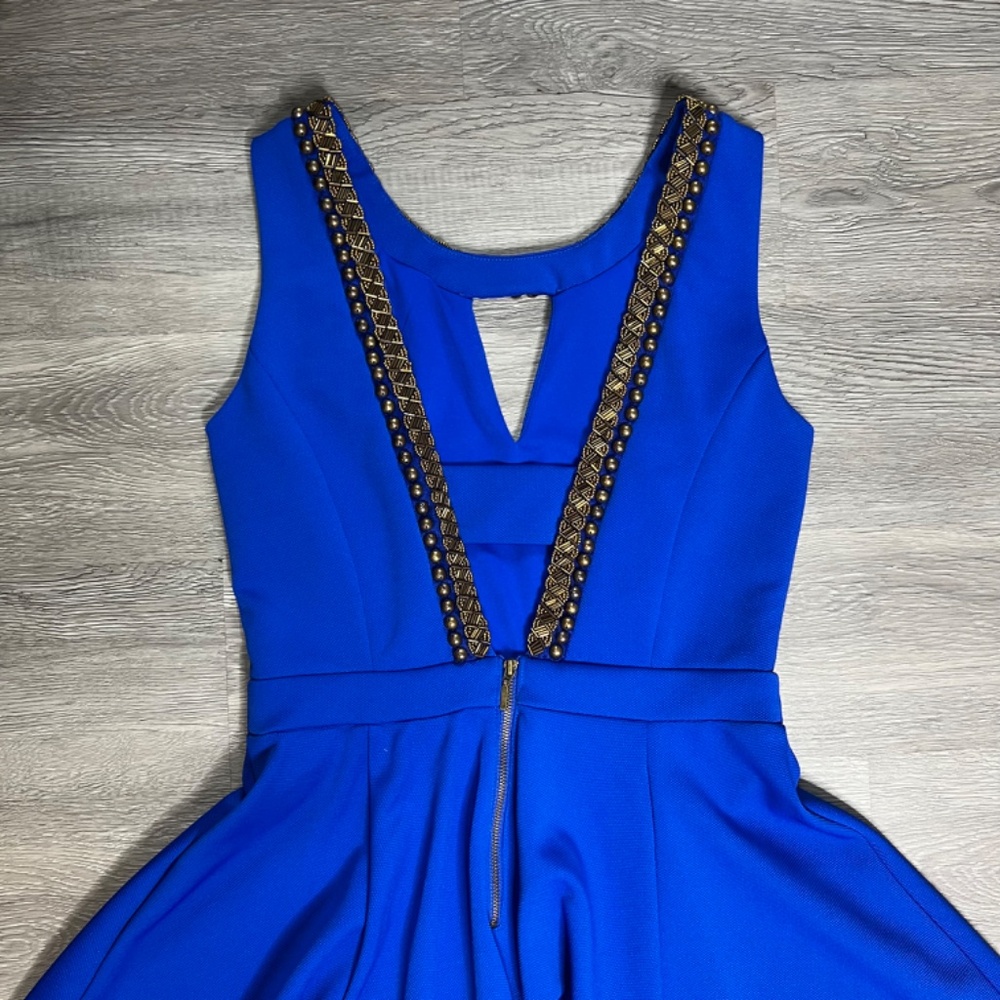 XOXO Fit & Flare, Open Back, Beaded Dress - Blue & Gold - Juniors Sz M (NWOT) - Picture 5 of 9